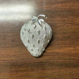 Vintage Sarah Coventry silver strawberry brooch